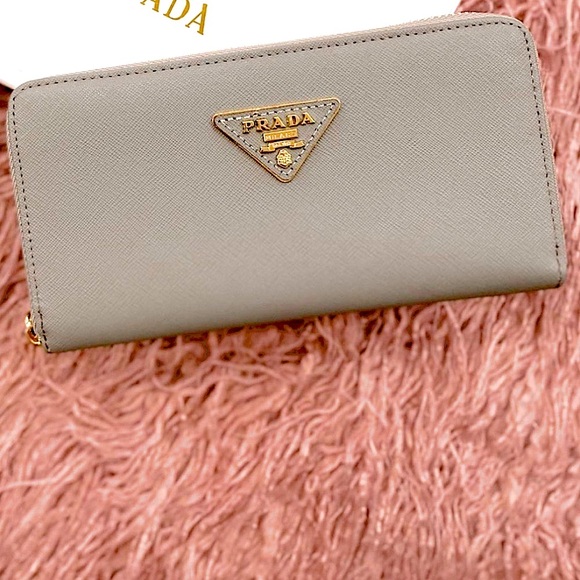 Prada Gray Saffiano Lux Zip-Around Wallet - Picture 1 of 10